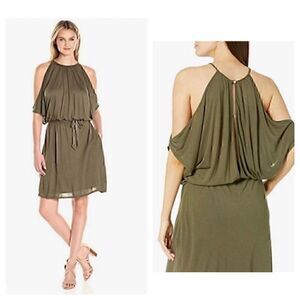 NWT  Revolve LAmade Brenda Off Shoulder Dress  Small